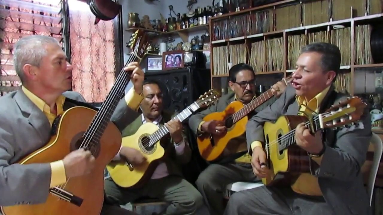 SOLO CON MI DOLOR - LOS PREFERIDOS DE COLOMBIA [Ensayo]