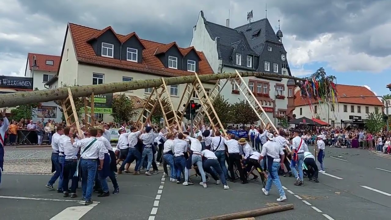 Maibaumsetzen 2024 Bad Klosterlausnitz 🌲