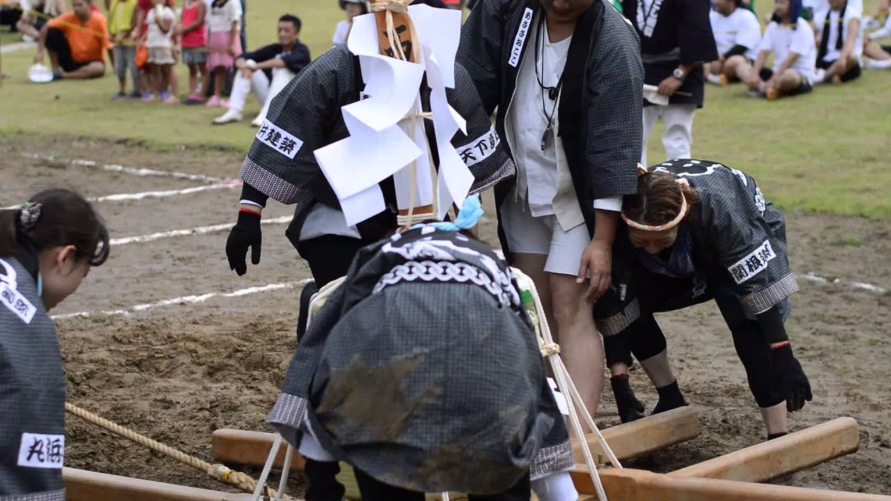 25年樽神輿綱引き選手権 女子決勝戦　2回目