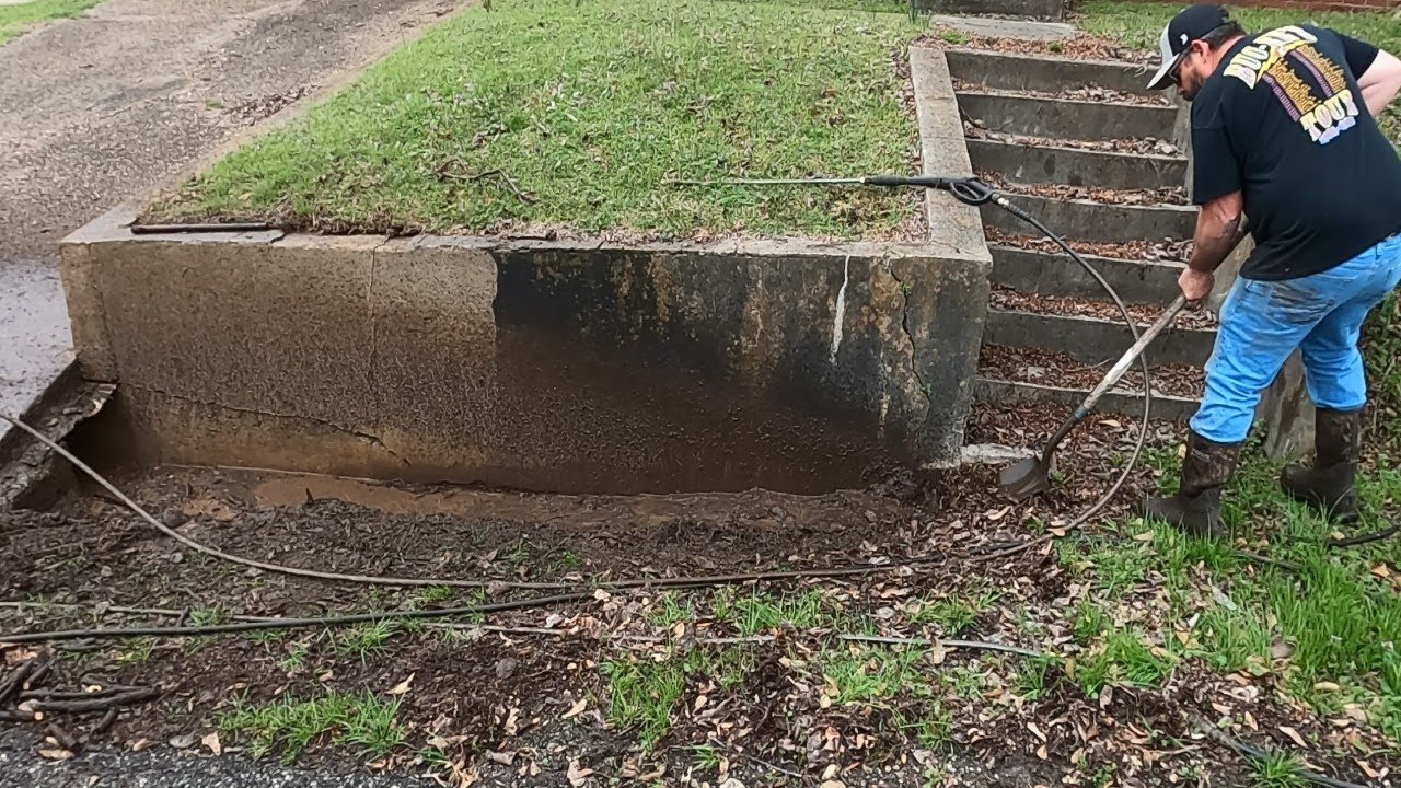 I can't believe I found 20 ft of  HIDDEN concrete while POWER WASHING 😳