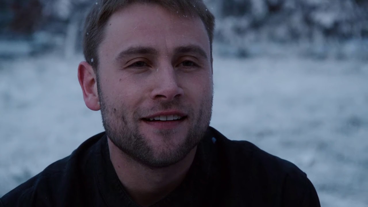 Sense 8 - Mad World