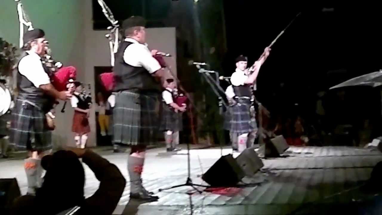 NEILSTON DISTRICT PIPE BAND / Kdyby byl Bavorov / MDF Strakonice 2012