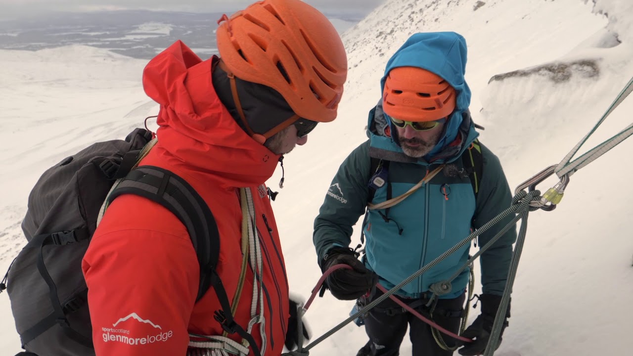 Winter Climbing - Transition from Soloing the apron into climbing