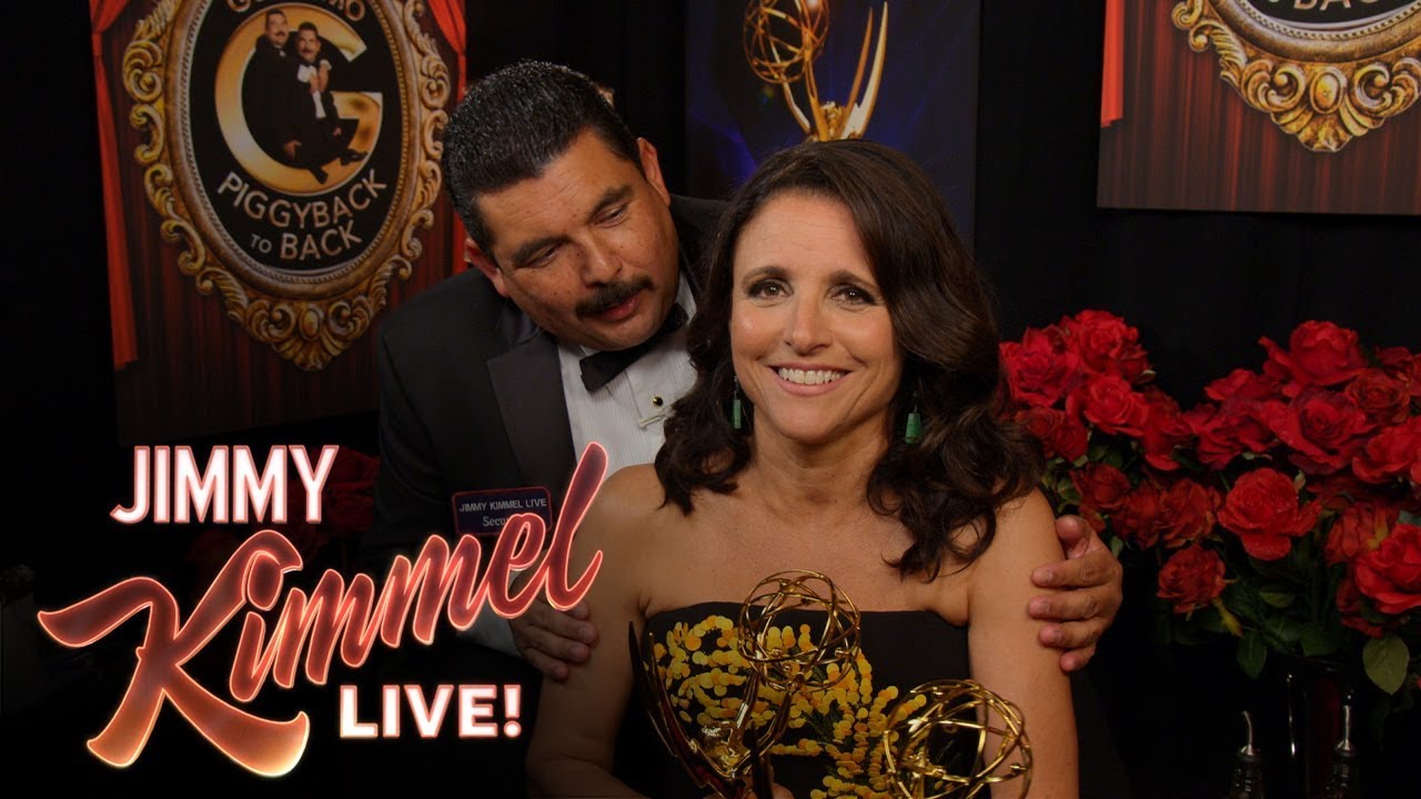 Guillermo PiggyBack-to-Back at the 2017 Emmys