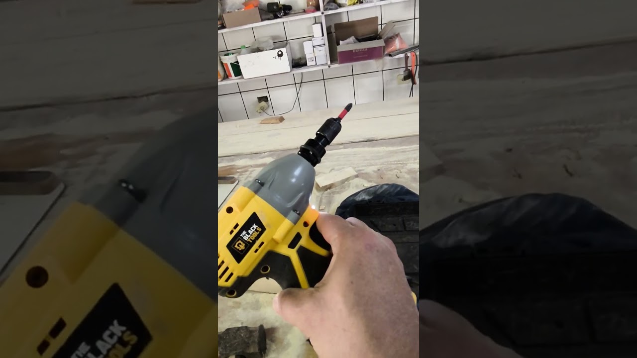Black tools a kit parafusadeira e chave de impacto