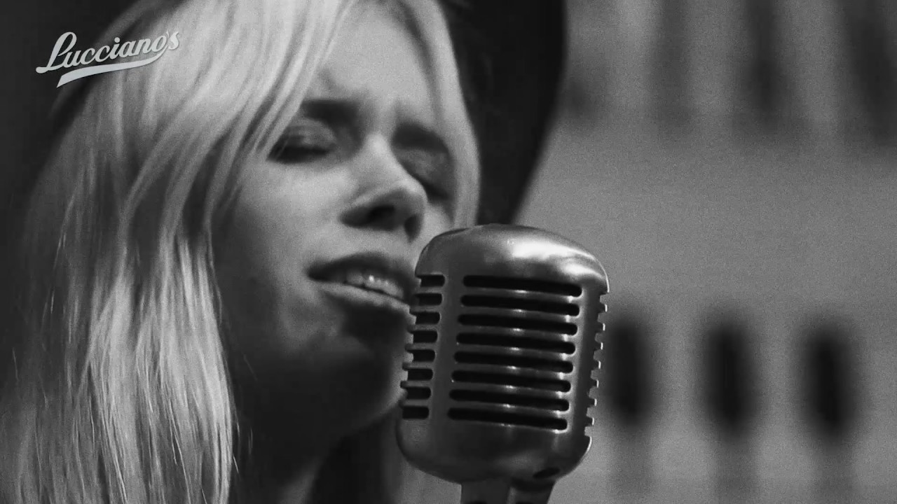 Lucciano´s Unplugged - Connie Isla & Chule Von Wernich - 