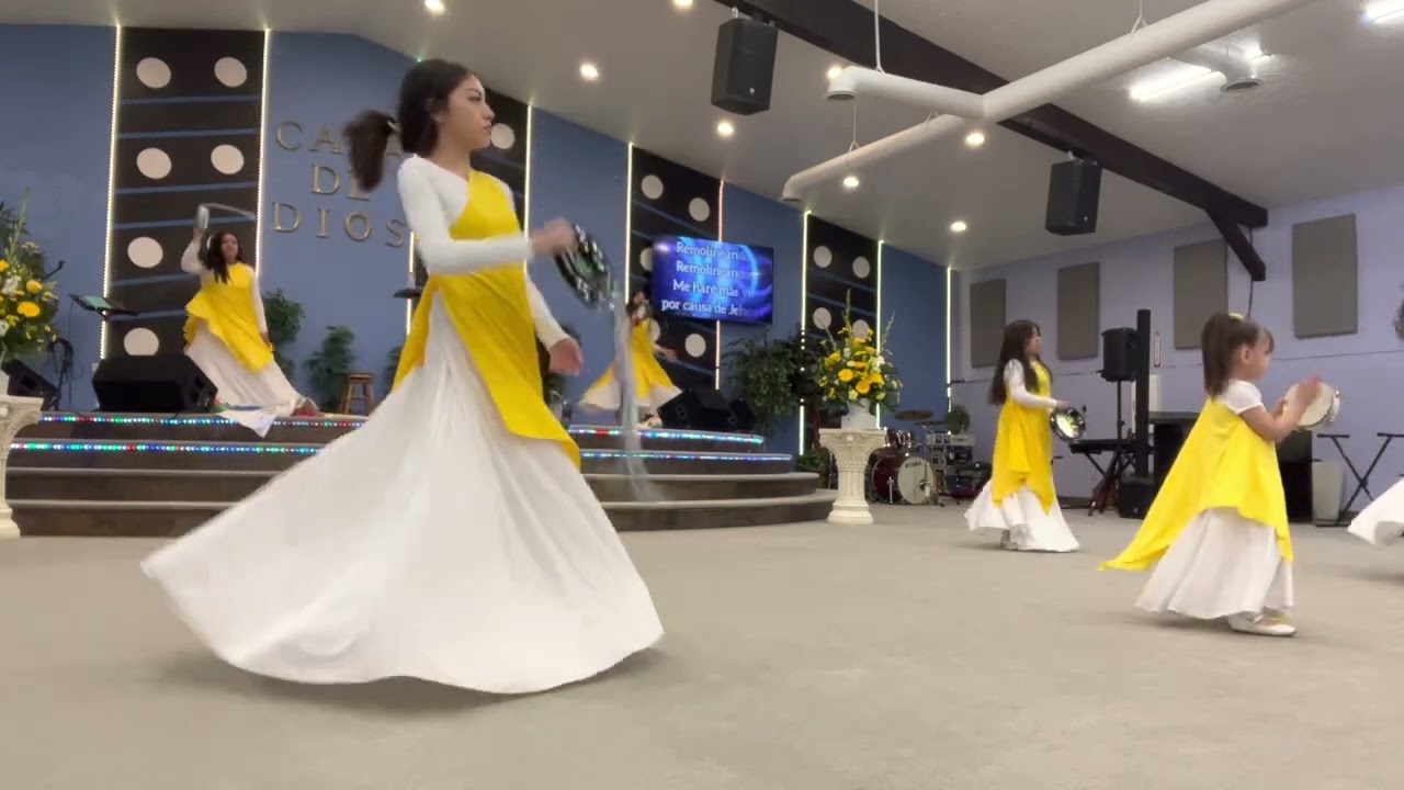 04/24/2022 ( Ven amado, Ha exibido su espada, remolineando, Dios va delante de nosotros, hossana…)