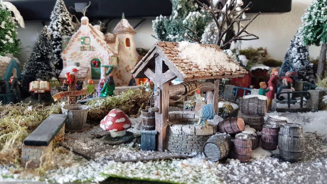 Ons kerstdorp / miniatuur sprookjesbos van de winter Efteling Luville kerst dorp  2016/2017