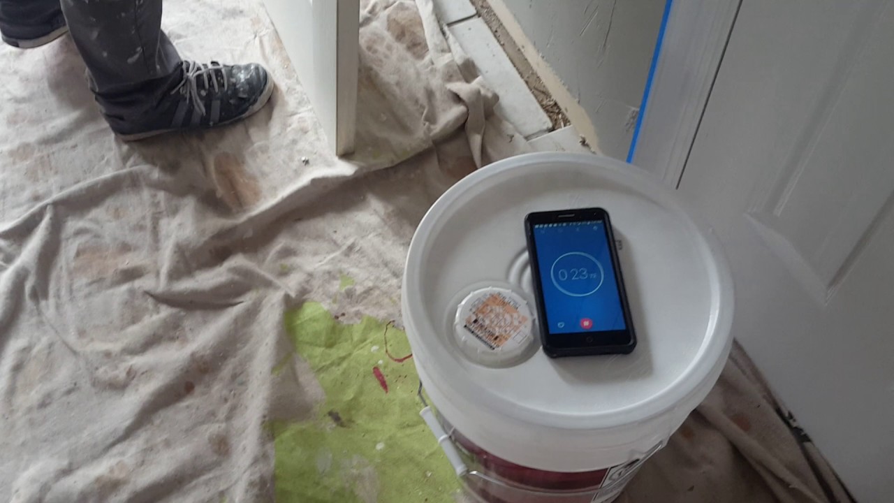 Using Behr Marquee paint to paint a door in less than 3 minutes