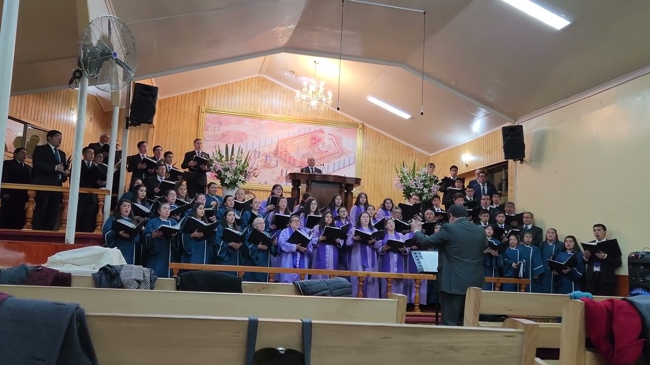 Mirad al Salvador Jesús. Confraternidad de Coros en IEP Osorno, Chile. Coro IEP La Unión y Osorno.