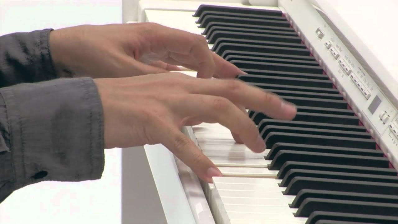 Roland DP90S Digital Piano Performance: 