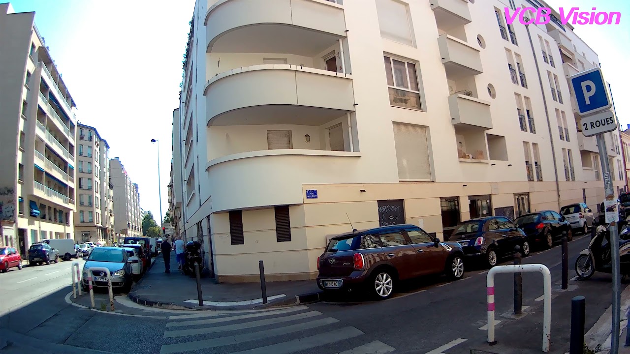 Marseille, dans le tramway de Noailles à Camas