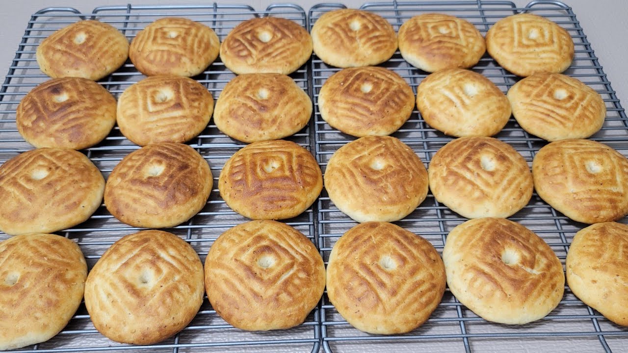 كعك بحليب او كعك العيد اللبناني التقليدي How to make Traditional Lebanese Kaak bi Halib Recipe