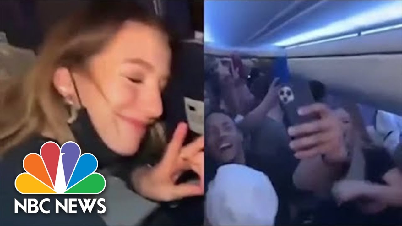 Justin Trudeau Outraged Over Maskless Party On Private Jet To Cancun