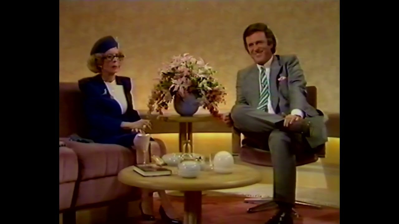 Wogan - Interviews Bette Davis 14.09.87 (Complete)