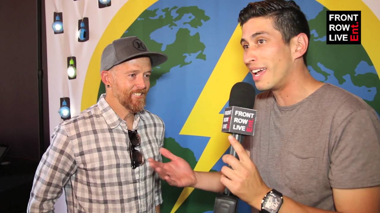 Linkin Park (Phoenix) on 'ONE MORE LIGHT', Issues, Warped & The Lonely Island w/ @RobertHerrera3