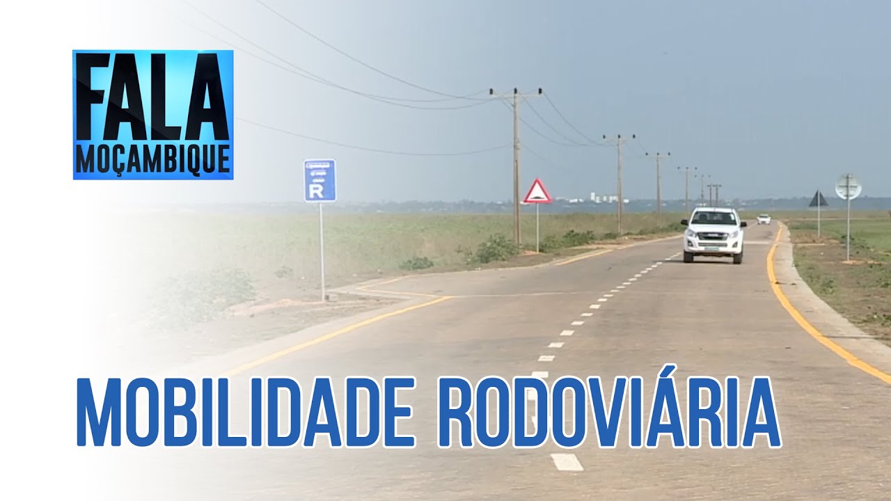 Estrada que liga Vila de Marracuene à Macaneta na fase de sinalização