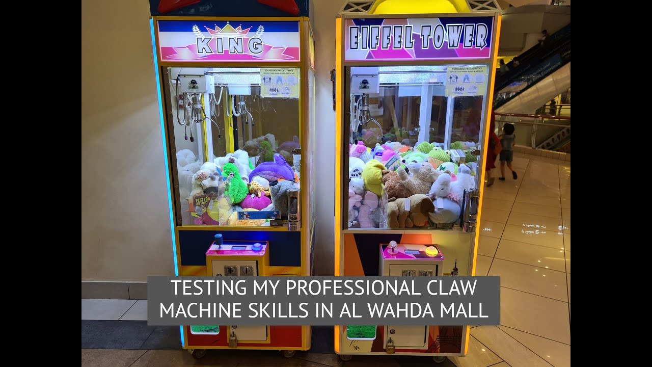 TESTING MY PROFESSIONAL CLAW MACHINE SKILLS HERE IN AL WAHDA MALL, ABU DHABI.