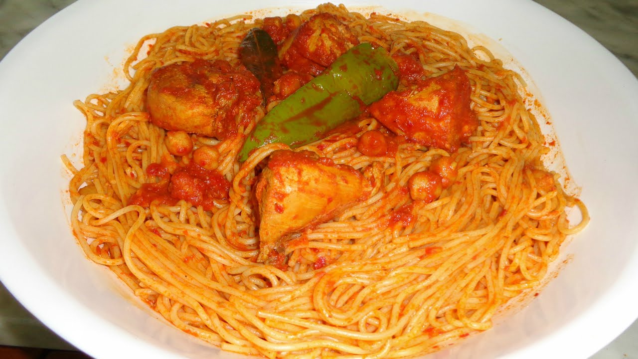 Makrouna salsa tunisienne - مقرونة بالصلصة تونسية