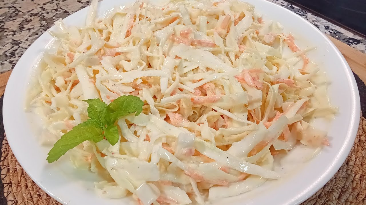 ENSALADA DE COL no me canso de comerla porque está realmente deliciosa !!