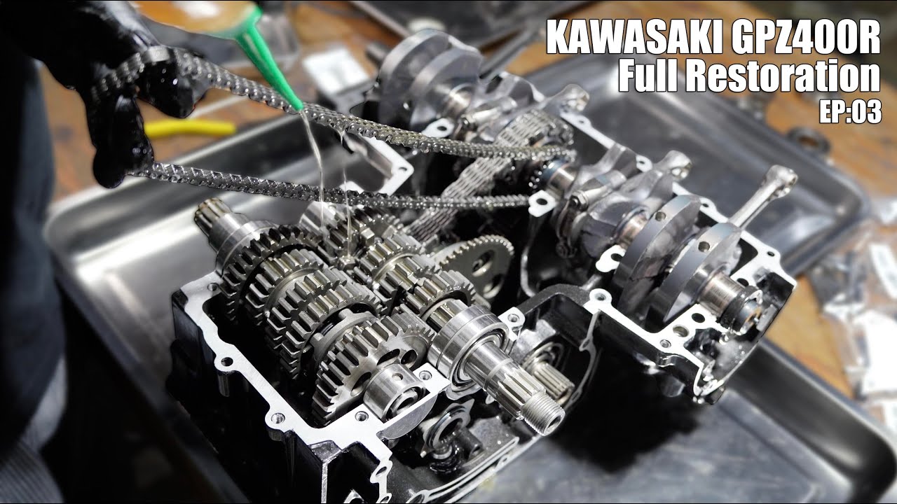 Kawasaki GPZ400R Ninja Restoration 3 | Картер двигателя в сборе.