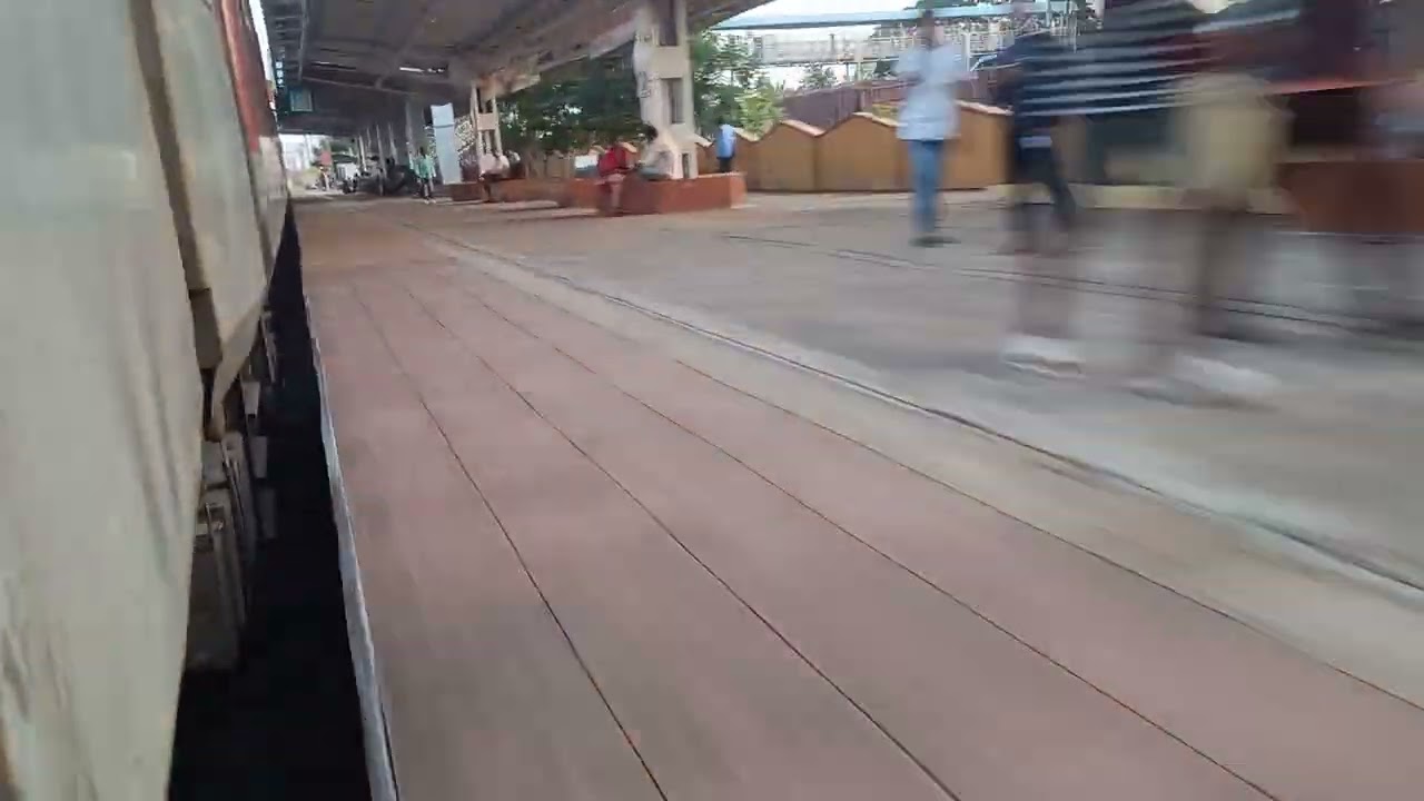 Platform level view | Train crossing from platform at MPS 130 KMPH