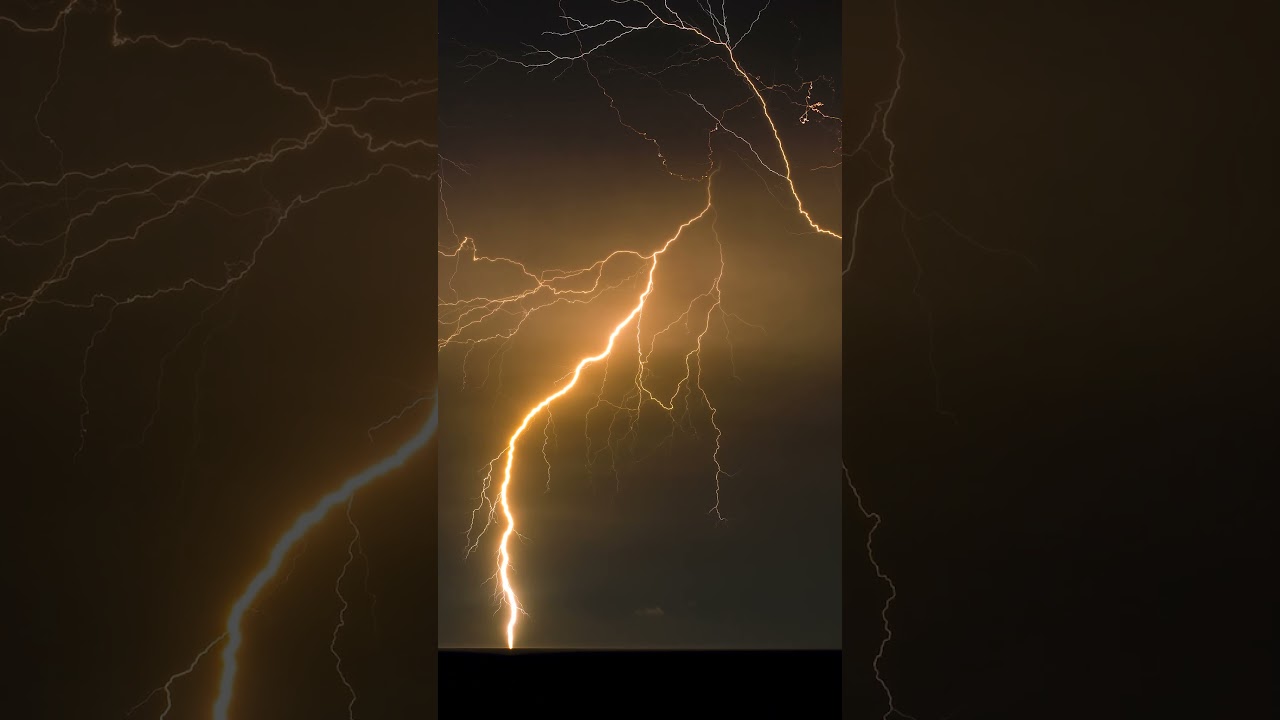 Lightning Photography | Mike of All Trades #LightningPhotography #StormPhotography #MikeOfAllTrades