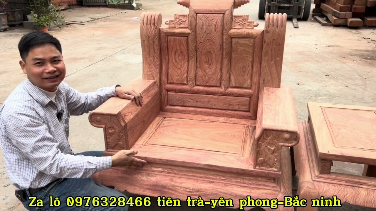 Bộ ghế Âu Á trương quấn thư số (39) tay đặc nguyên khối / với những đường Vân gỗ rất đặc biệt 