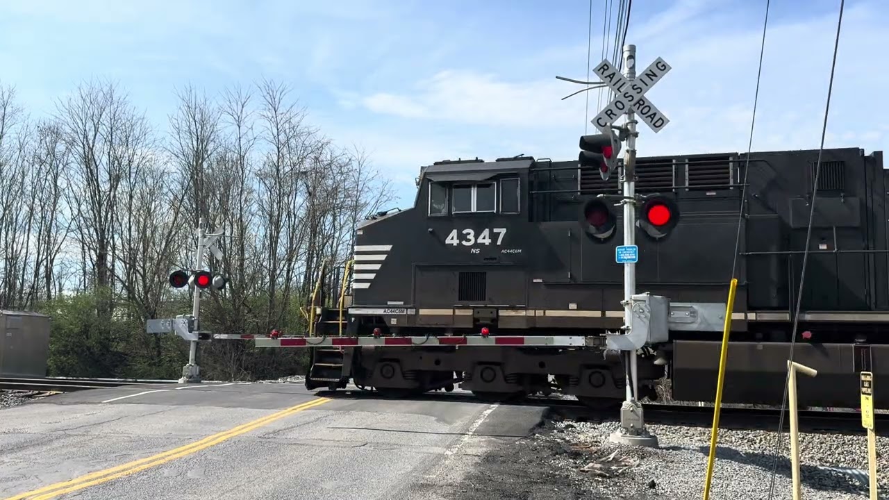 Hazelwood Street Railroad Crossing, Bristol, TN