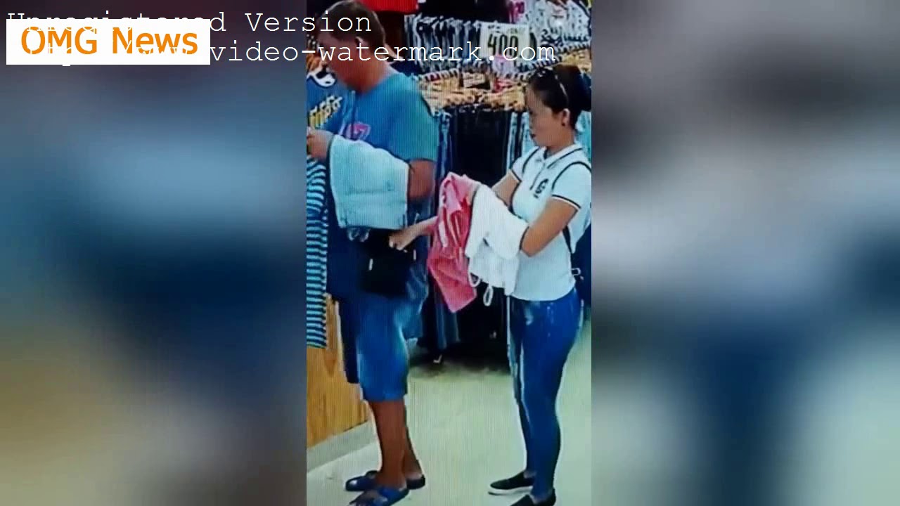 OMG News | The girl steals the visitor's wallet very gently