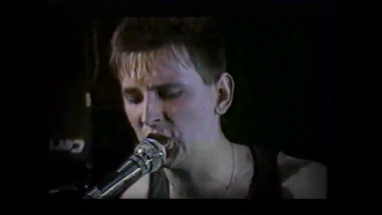 Sztywny Pal Azji - Nie gniewaj się na mnie Polsko,Nie wolno wznosić się za wysoko,Wieża radości..'90