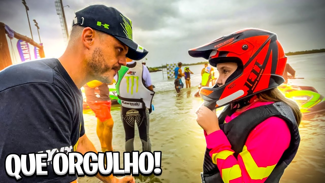 MINHA FILHA ANDOU PELA PRIMEIRA VEZ DE JET SKI EM PÉ