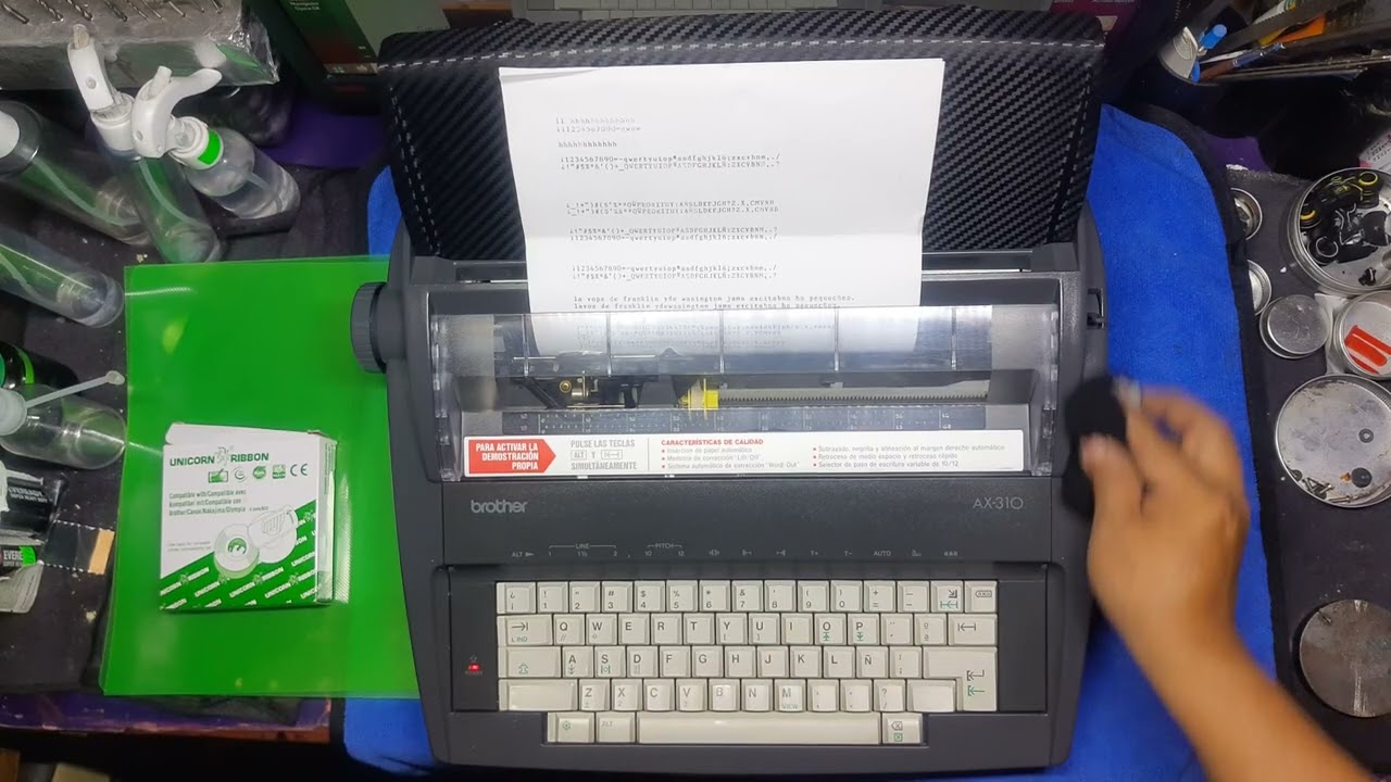 Máquina De Escribir Electrónica Brother Ax-310 Con Manual. (Usado)