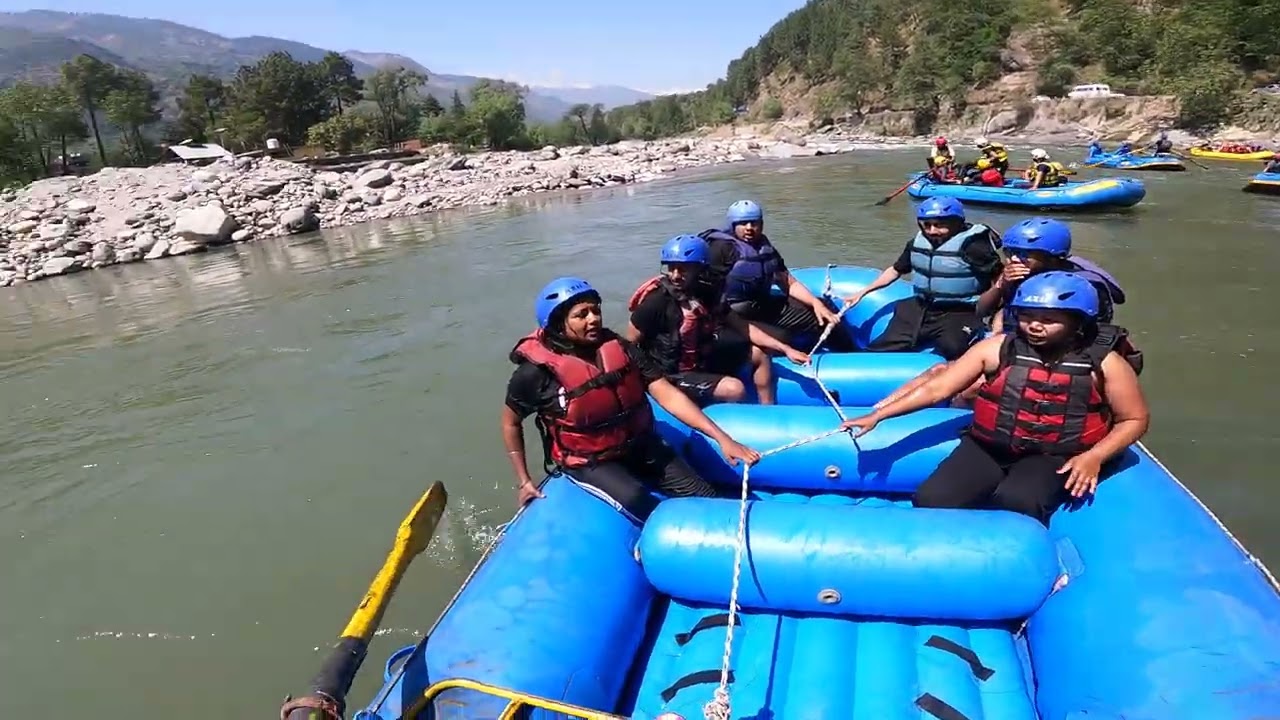 Kullu manali me raipting dosto sang