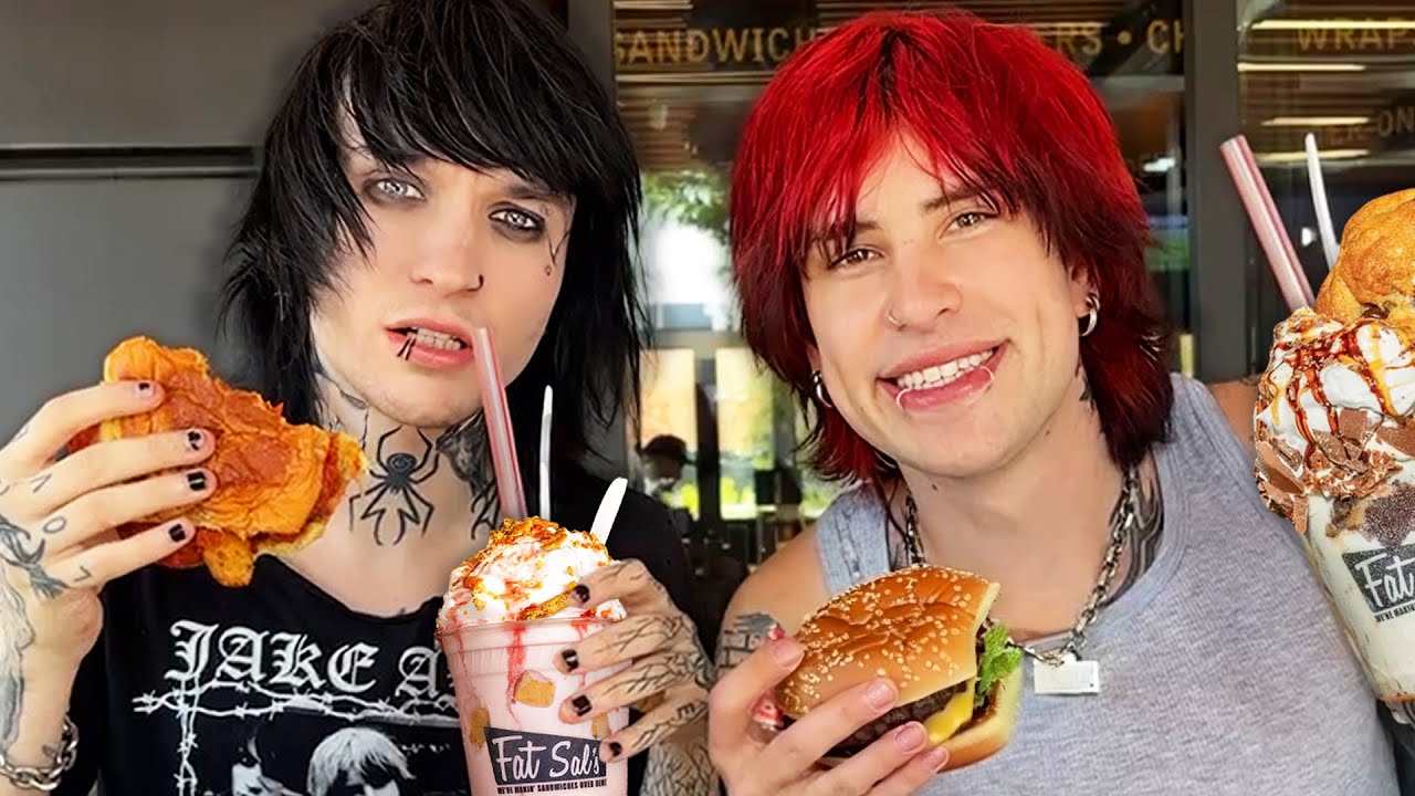 Jake & Johnnie try Fat Sals