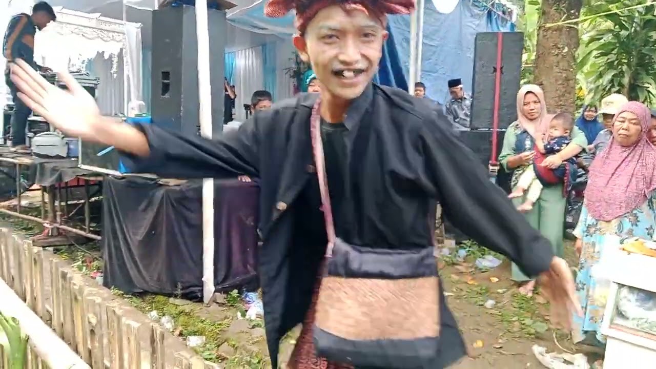 (Danurwenda) ki lengser di budaya Sunda. #lengser #budayasunda