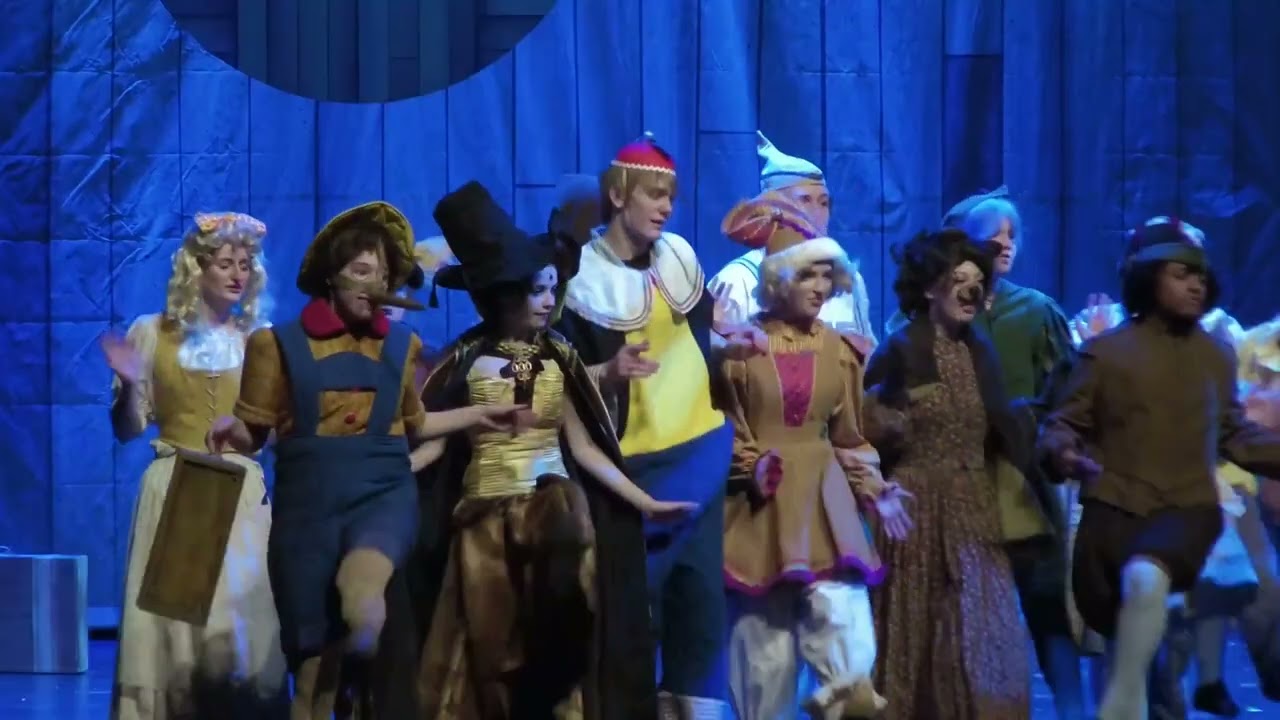 Shrek the Musical (2025)