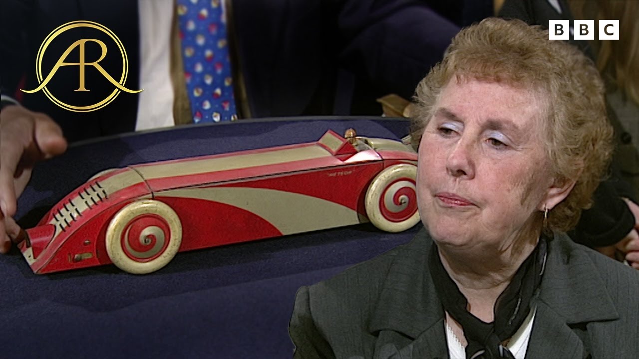 Owner Can't Hide Disappointment At True Value Of Collectable Tin | BBC Antiques Roadshow UK