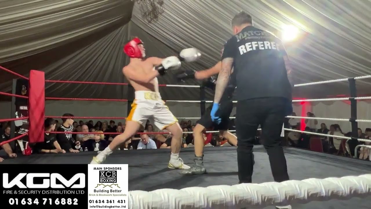 04 Oscar Nye V Leon Ayres
