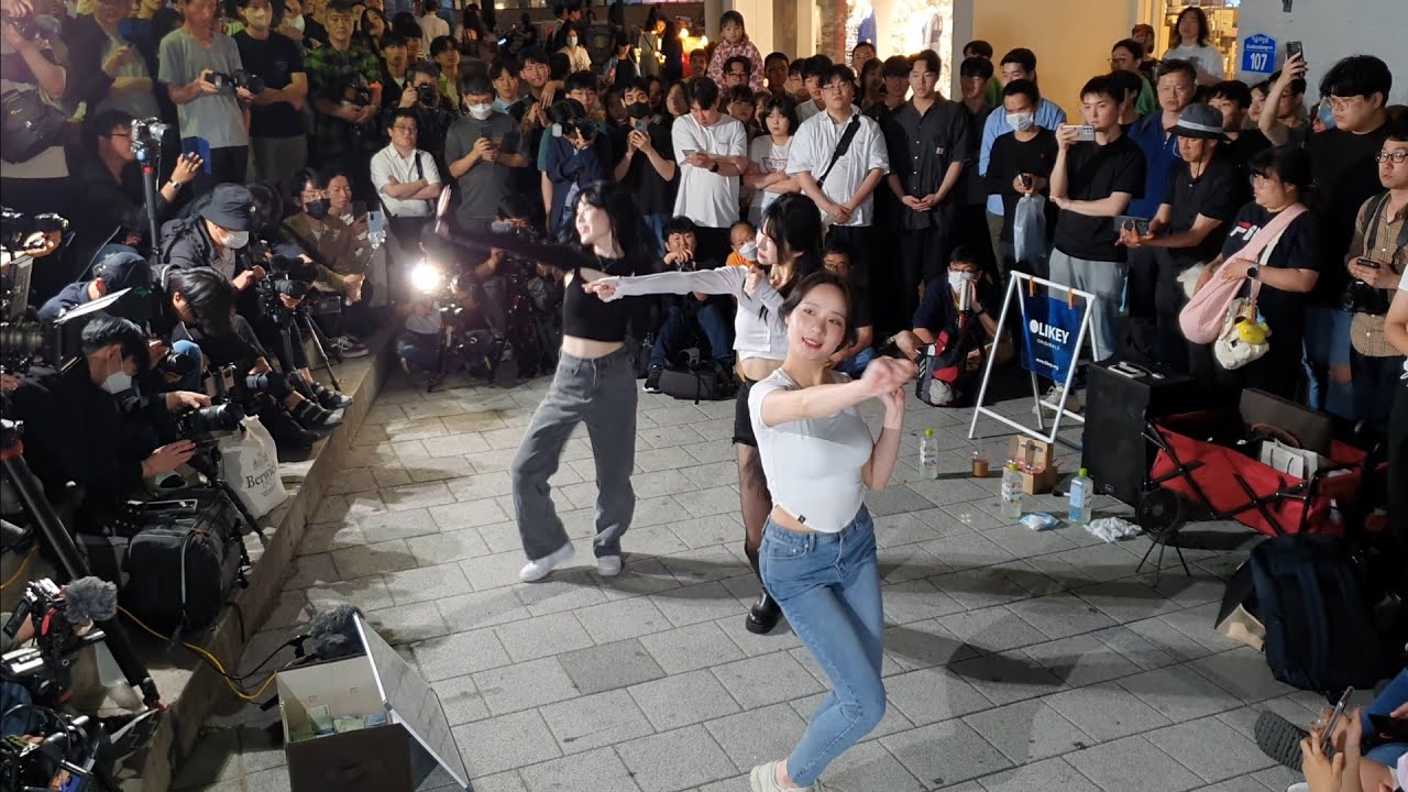 [STREET ARTIST] CLOCK. LONG TIME NO SEE. HONGDAE BUSKING. 230603.