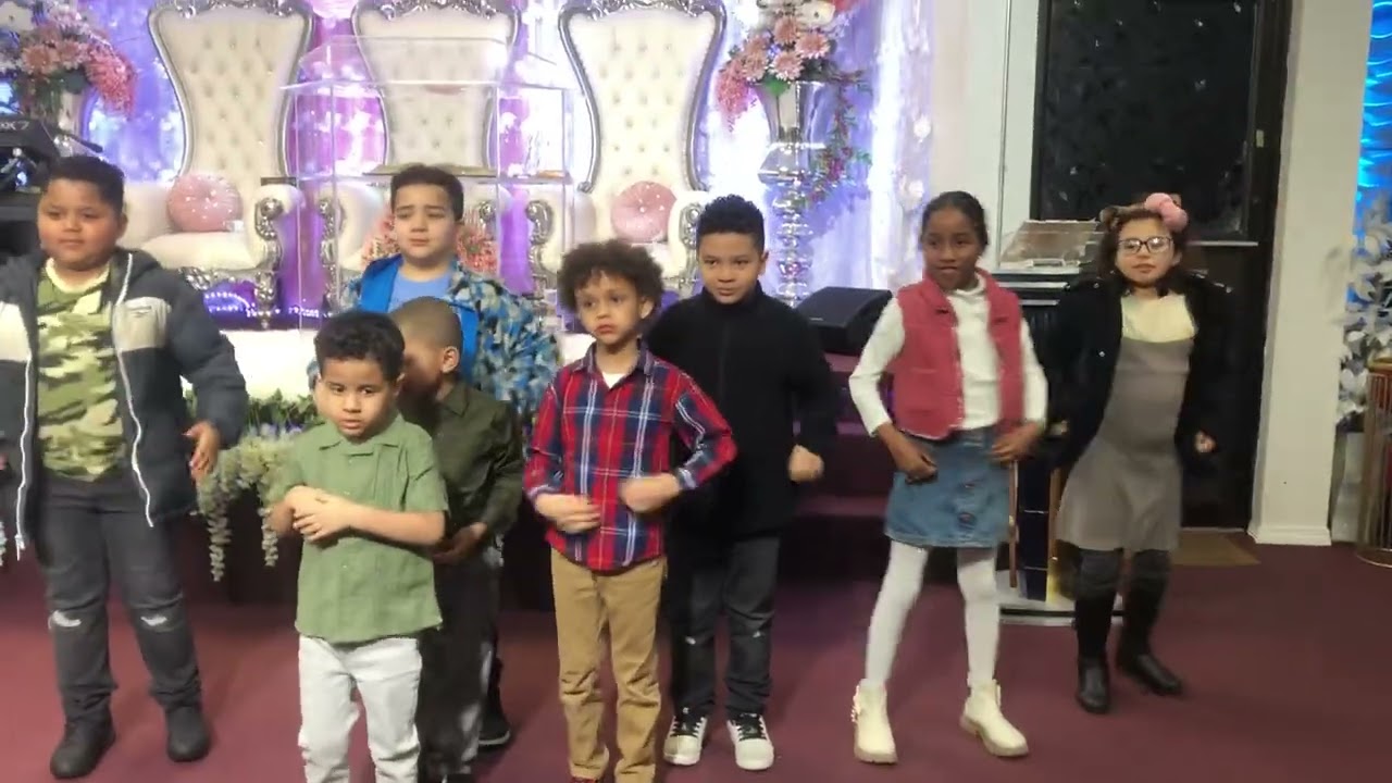 Iglesia ungidos por el espíritu santa las marchas de los niños la armadur. de. Dios