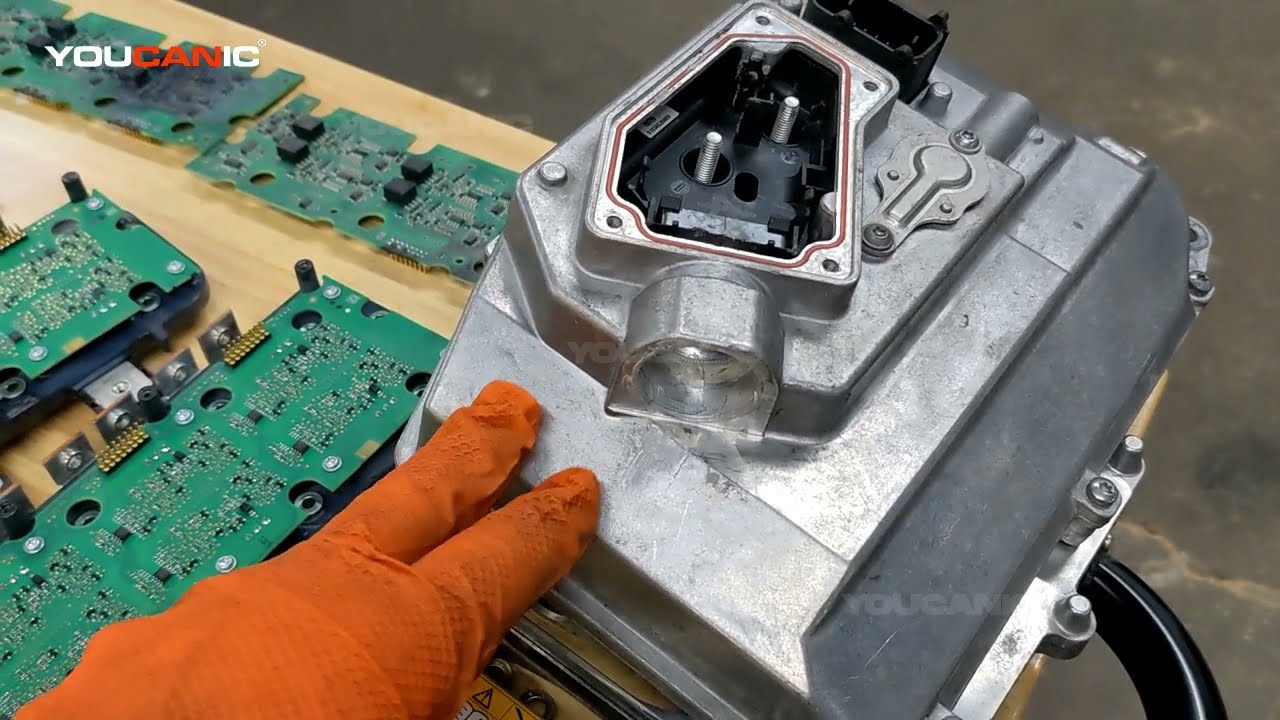 Mercedes-Benz Hybrid Power Electronic Module Failure Explained