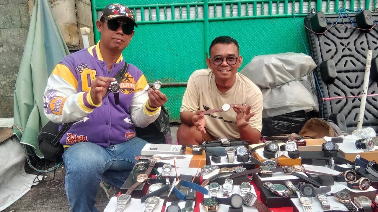WOW ‼️DI OBRAL JAM MEWAH MODEL TERBARU ADA DI PASAR LOAK JATINEGARA|BANG AWAL