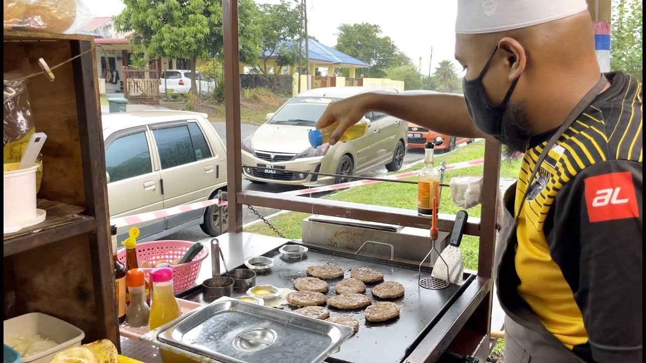 Tunggu 1 jam DRIVE THRU untuk merasai uniknya burger 