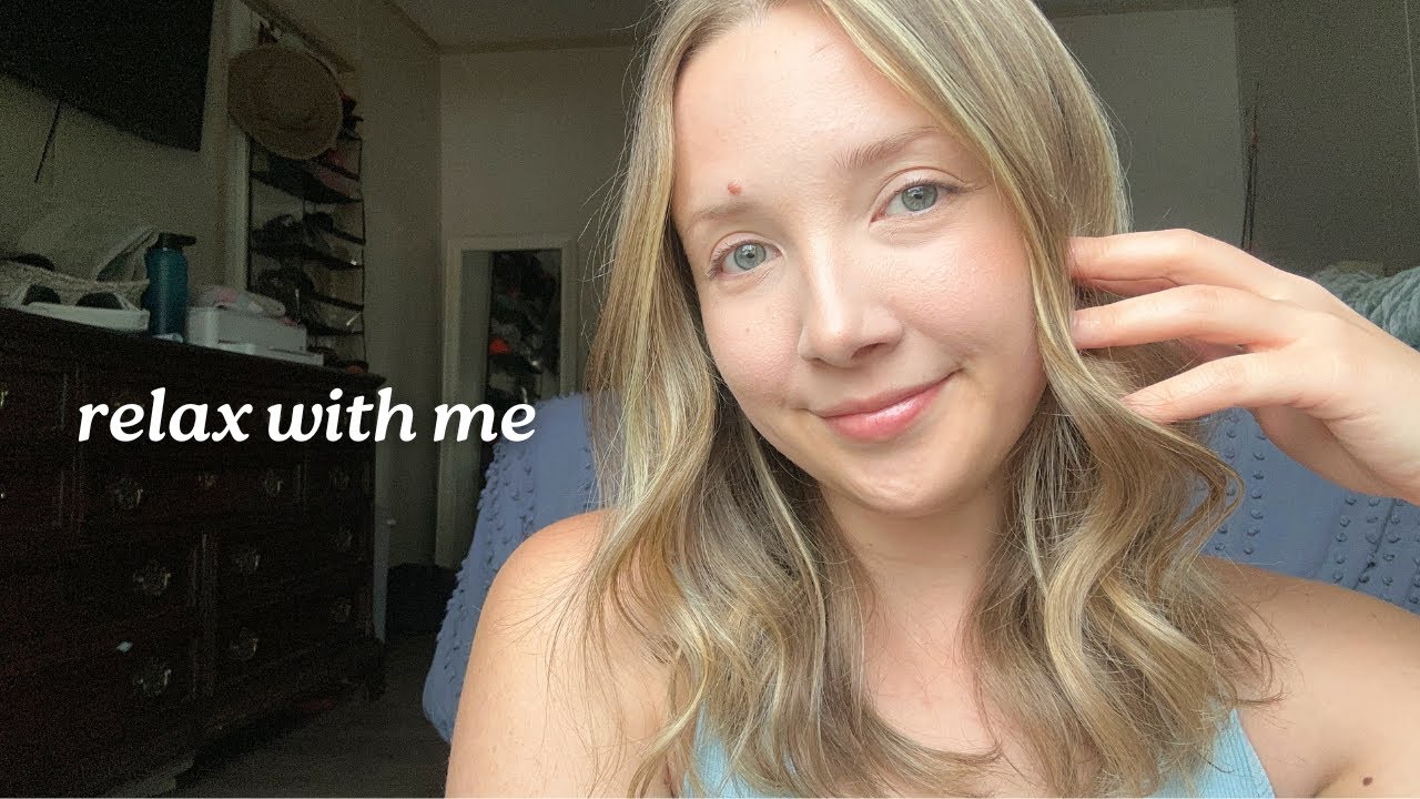 ASMR | relaxing hand movements, finger flutters, & tongue clicks 💖