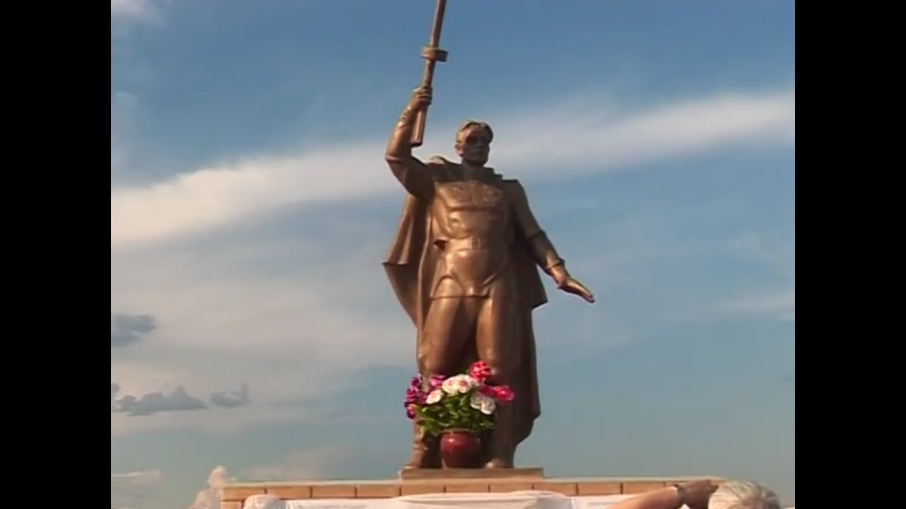 Открытие памятника в деревне  асян