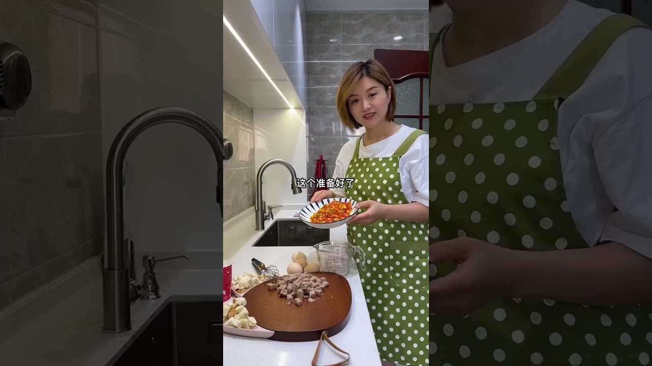 快开学啦……早上6点40分宝妈用最普通的食材做好一家四口的早餐，#馄炖 #奶酪杯 简单又营养，刚端上桌就被扫成空盘……这也太受欢迎了#记录真实生活 #宝妈 #平平淡淡小日子 @DOU+小助手