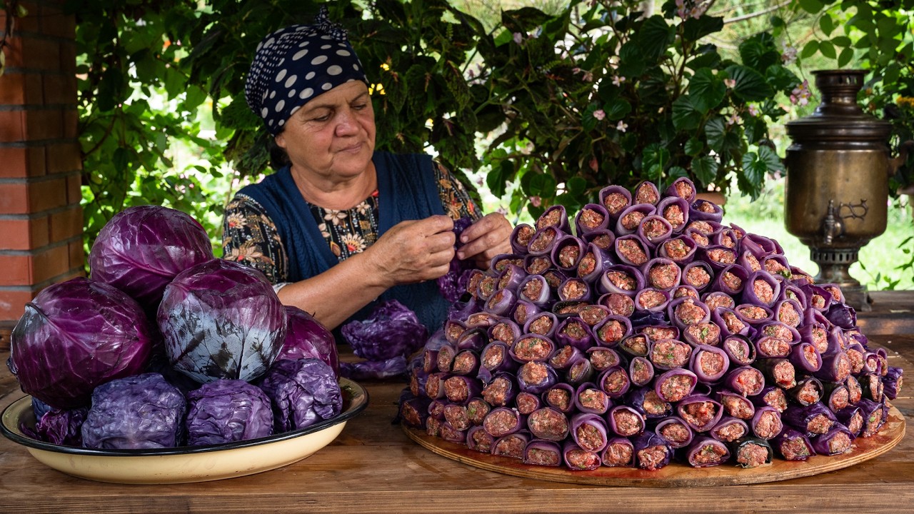 Village Style Red Cabbage Dolma Cooked the Traditional Way 🍃🥘