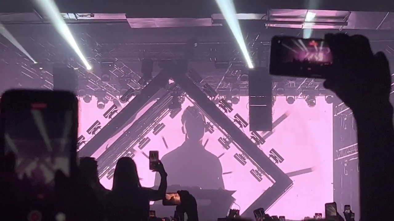 Hardwell - Rebels Never Die Tour