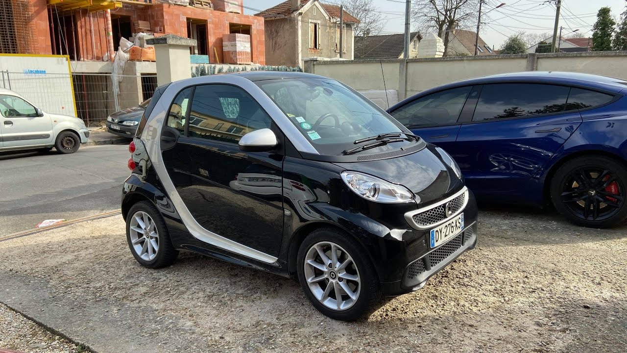Tutoriel de remise à zéro du voyant maintenance sur la Smart fortwo de 2008 à 2016